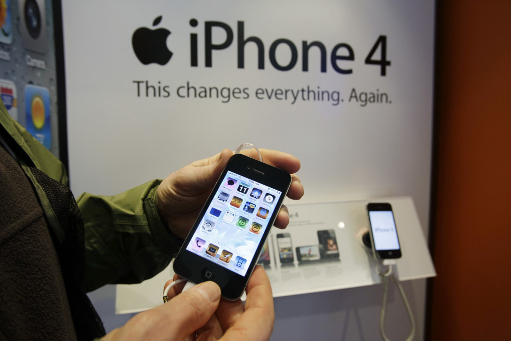 iPhone 4回歸潮！Z世代瘋迷老機拍照質感 專家示警使用風險