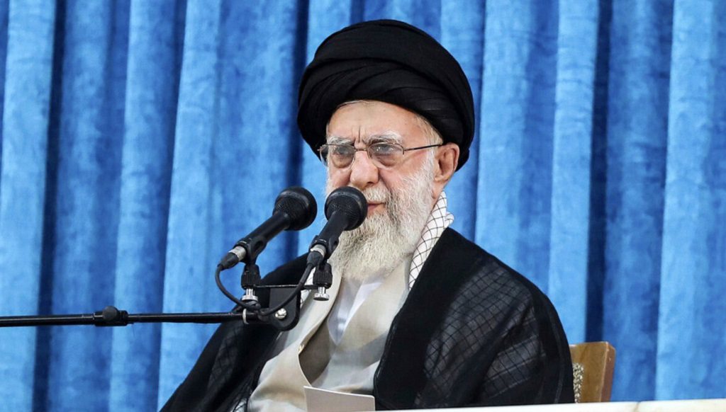 36年反美路線畫句點?哈米尼過世 伊朗面臨內外不確定