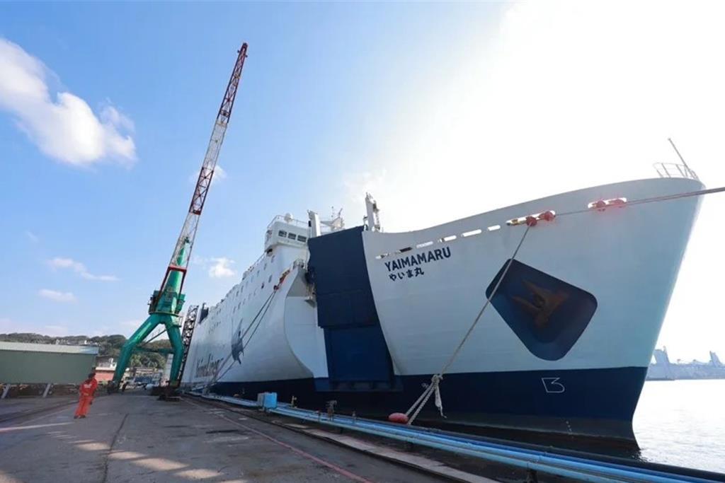 謝國樑開箱八重山丸渡輪基隆直達石垣島期待促觀光