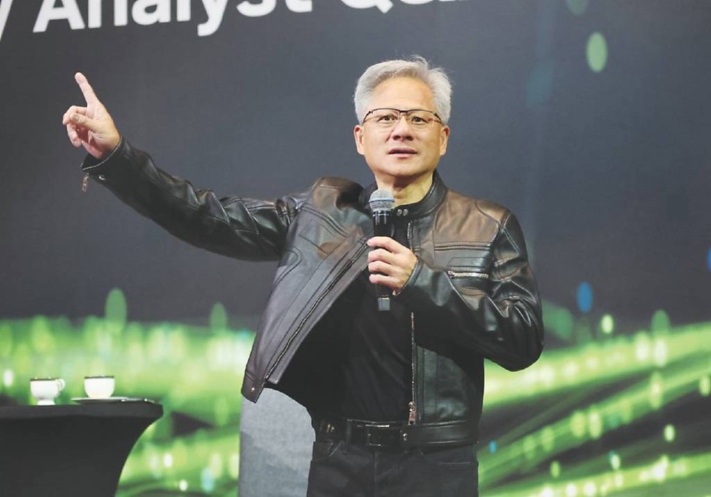 不忍了 黃仁勳直批AI末日論對社會無益、嚇跑投資人