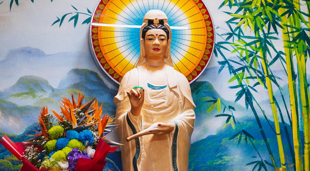 一幅發霉的觀音像 診間裡的療癒奇蹟