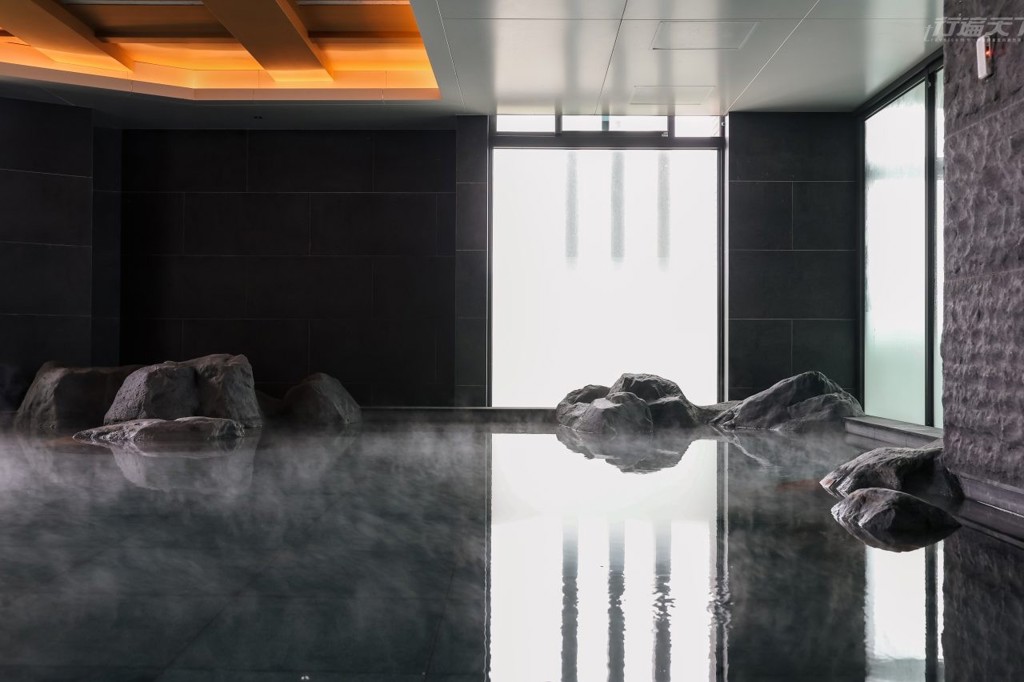 新北旅宿:北海岸首間國際湯旅 在山海泉交織的美學空間開啟療癒時光