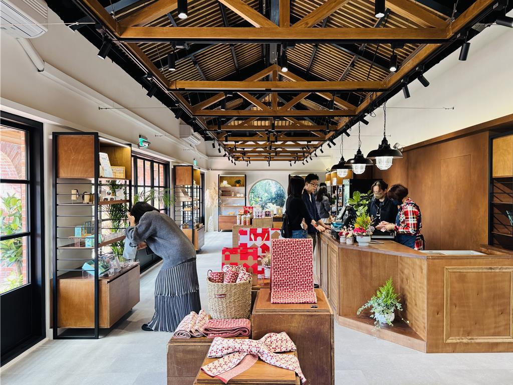 淡水新景點！《滬尾公行》開幕古蹟變身超美永續商店- 生活- 工商時報