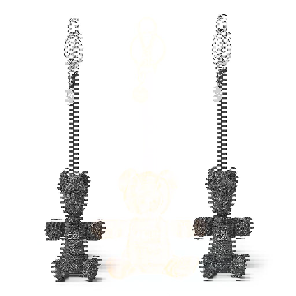 Stray Kids隊長方燦仁川機場亮相攜FENDI啟程巴黎參加慈善活動