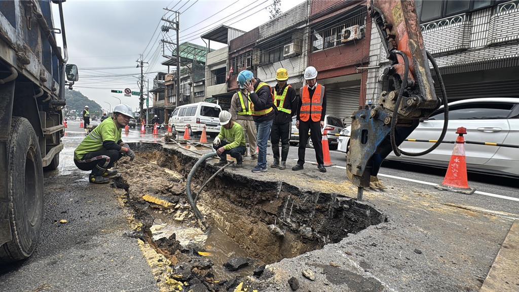 八堵路漏水擬「不斷水」施工 台水又出包!27日晚間停水5000戶