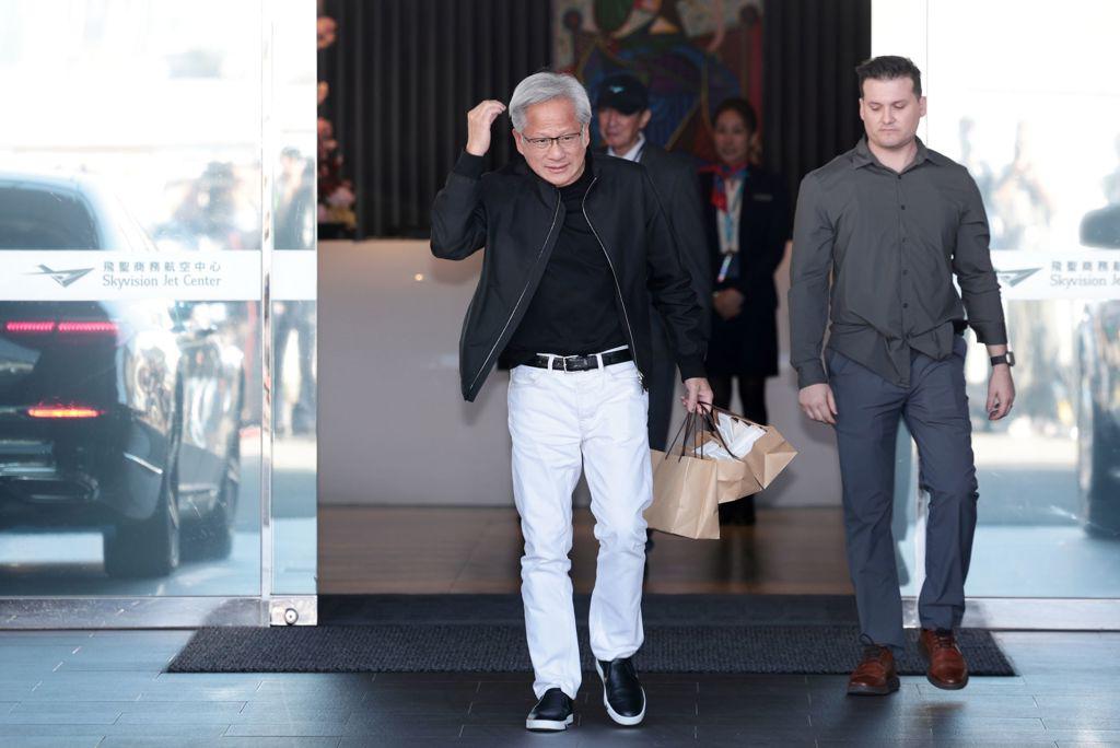 輝達會擴大在台布局?黃仁勳鬆口:應該要有越多據點越好