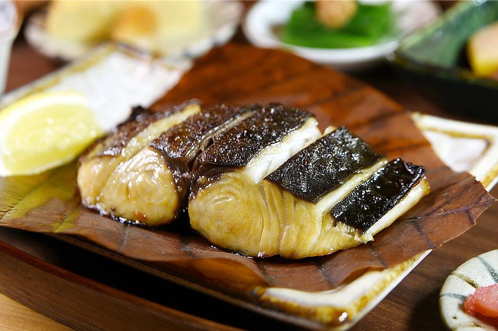 朝炭日式烤魚專門店開箱 Taipei New Sushi Grilled Fish Restaurant Opens