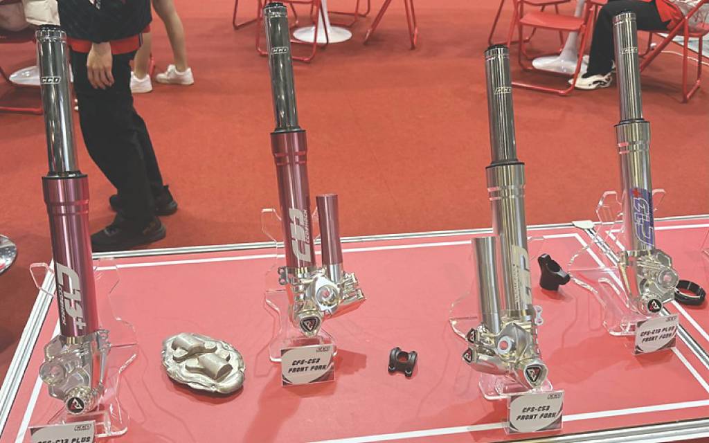 機車避震專家CCD 秀一條龍實力