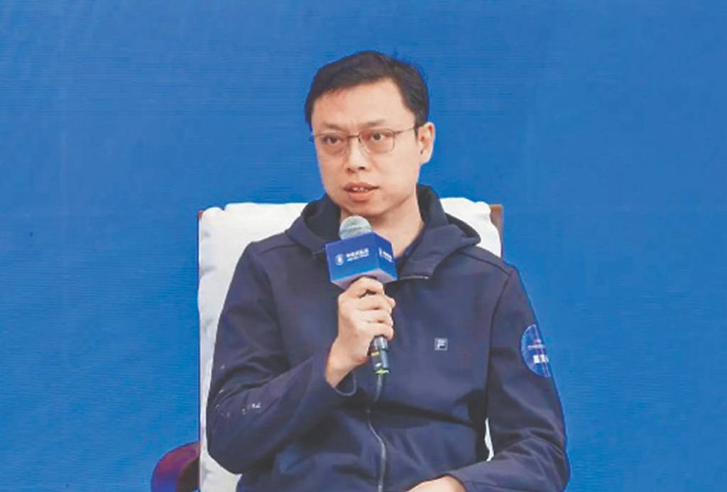 智譜執行長張鵬 實現AGI應用潛力