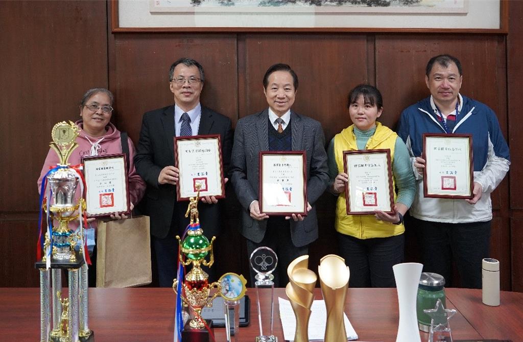 東海大學榮獲2項學位論文貢獻獎、金量獎、金心獎等四大殊榮