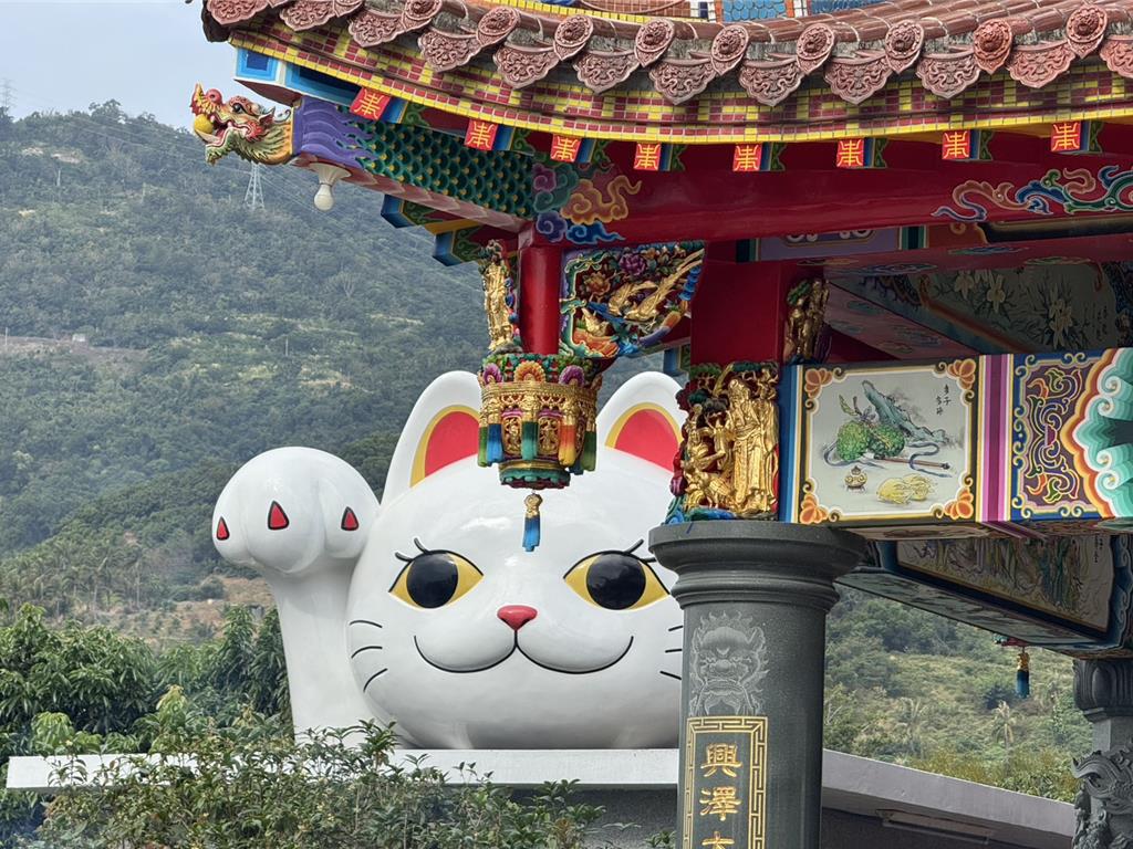 福興宮新春換裝迎財神縣長發 MONEY MOTHER 抽 iPhone 17