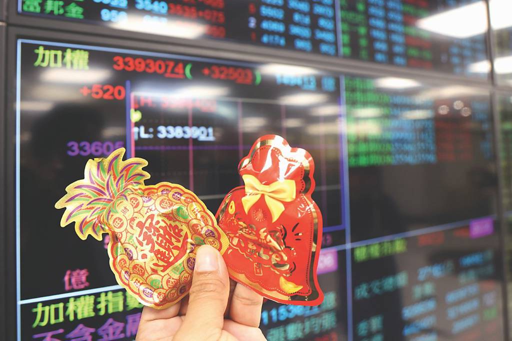 新日興、精材 業績動能佳