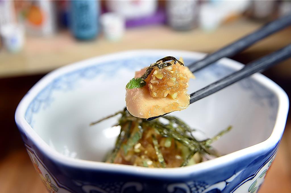 獨家》東京燒鳥職人台北inari Izakaya炫技 百變雞料理「炭」為觀止