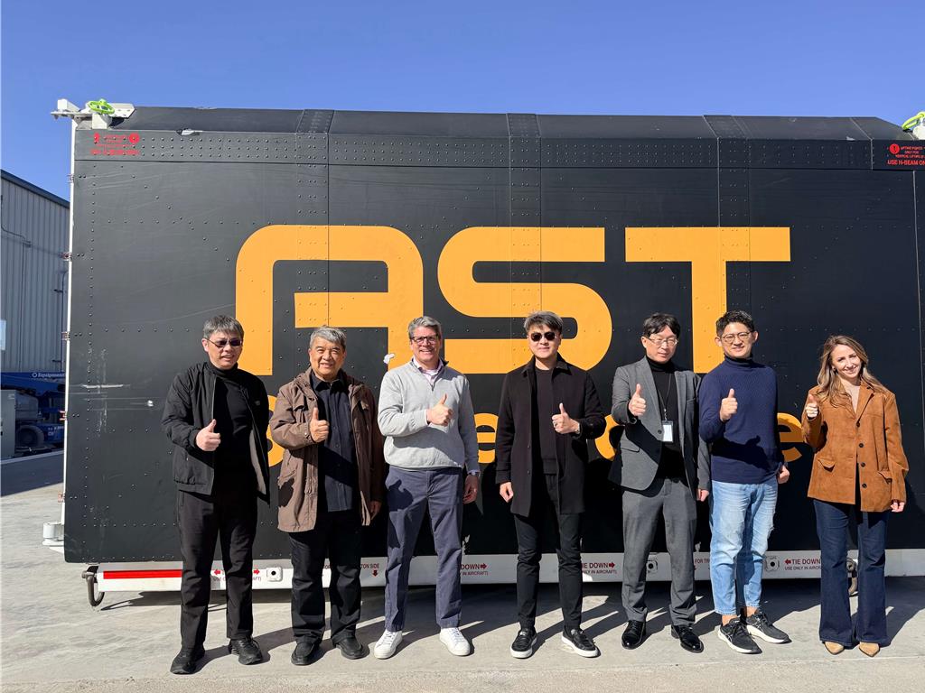 台灣大與AST SpaceMobile簽署合作 推進標準手機直連衛星