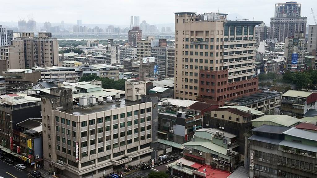 不動產業年營收 蒸發3,500億