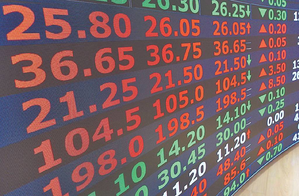 川湖、國巨 法人看旺