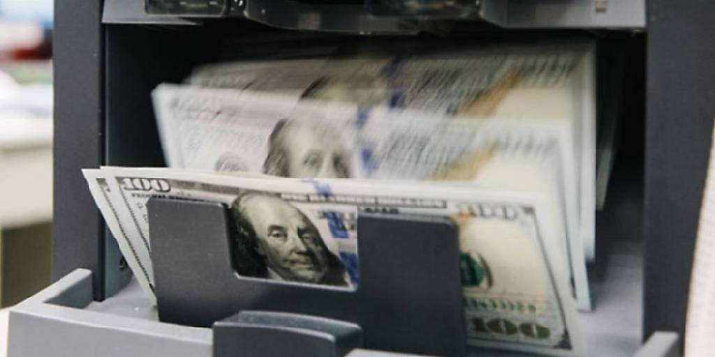 六帳戶神預測開戰 掀內幕交易疑雲