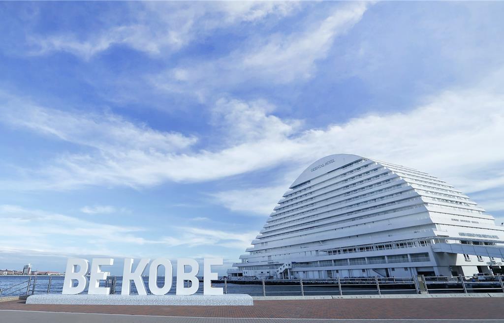 揮桿關西名門球場 星宇航空神戶高爾夫巡迴賽開打