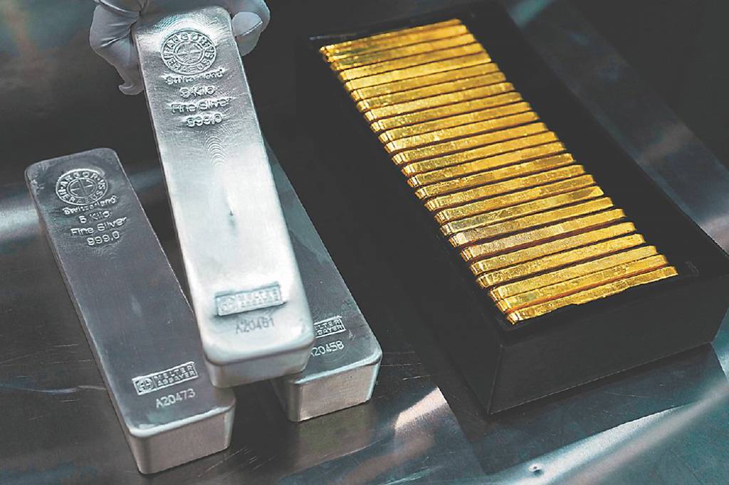 通膨升溫,降息期待落空 金、銀、工業金屬全倒