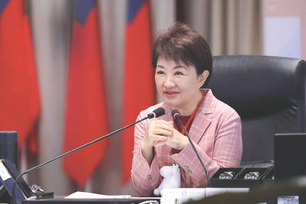 盧秀燕訪AIT總部 談國防