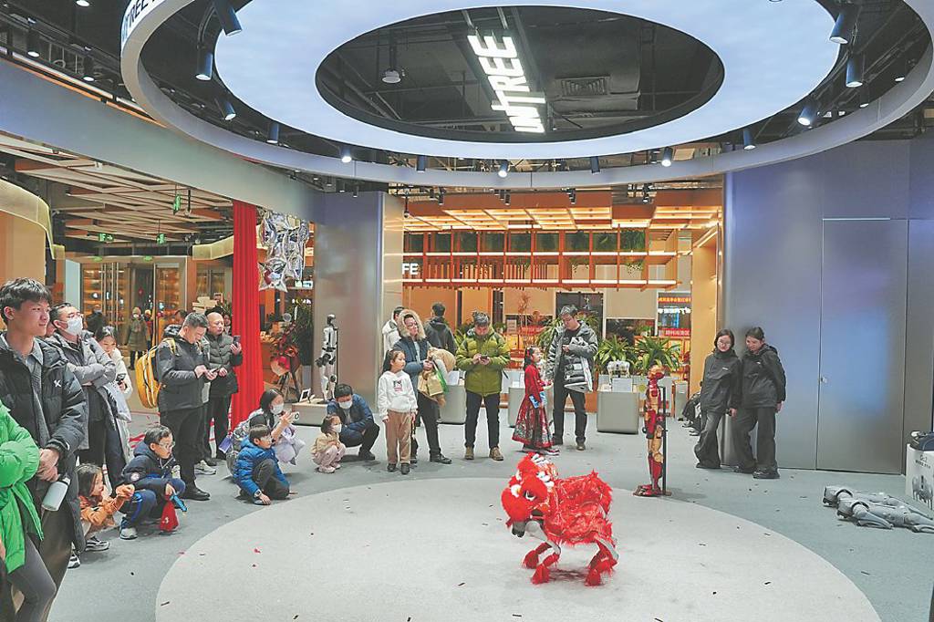 AI變現前景不明 阿里、騰訊股價嚇趴