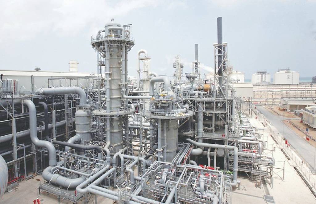 卡達氦氣喊缺 科技鏈緊張