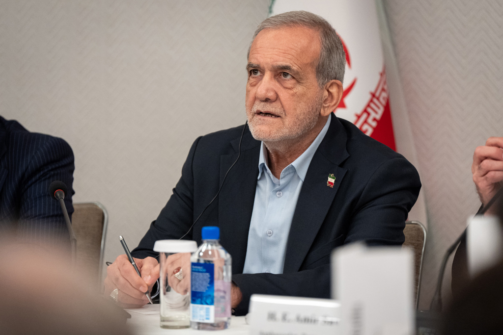 傳伊朗政權內部分裂 總統與革命衛隊高層爭主導權