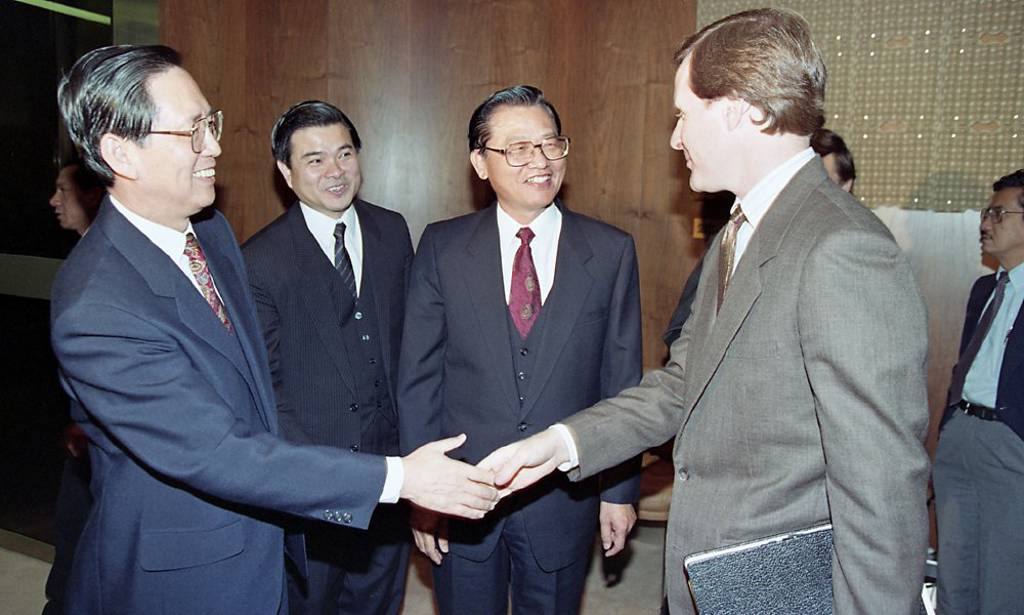 培育經貿談判實戰人才》五十年貿易談判 人才為基石