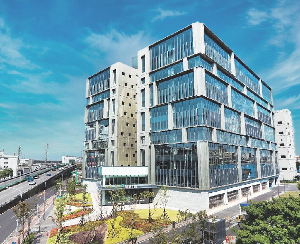 綠意開發 中壢廠辦綠意領航1號交屋