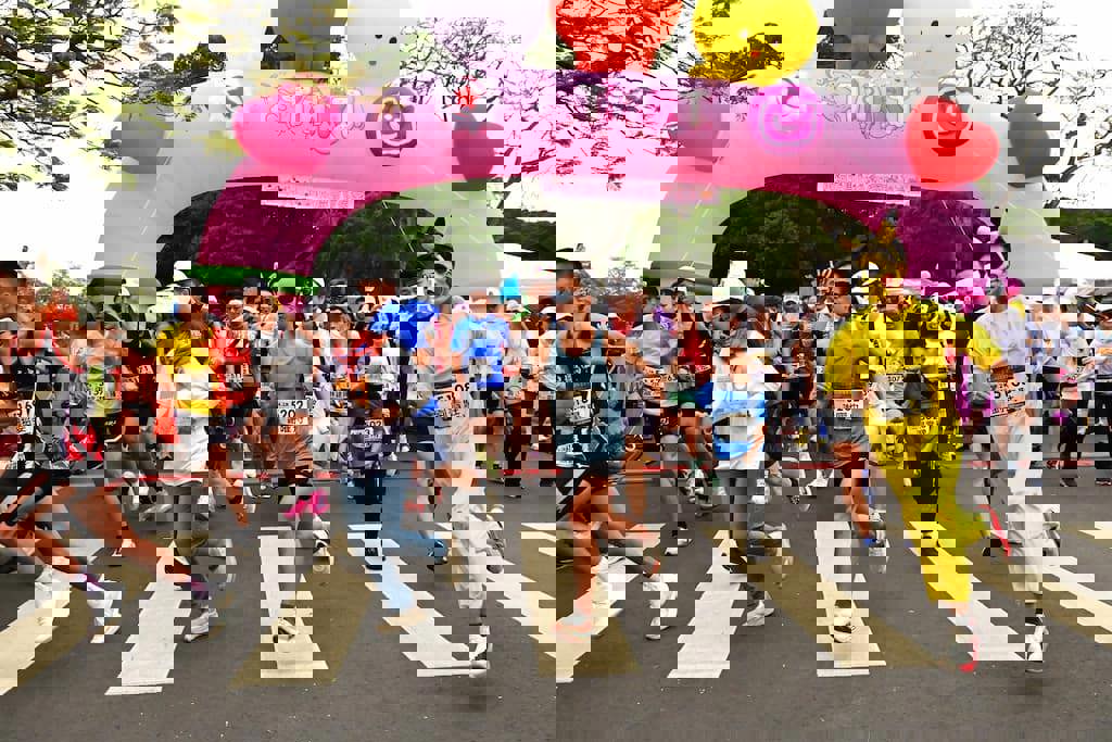 東海大學馬拉松吸引1500人參與 游志豪、江啟臣鳴槍 以「一根針」精神打造正直社會