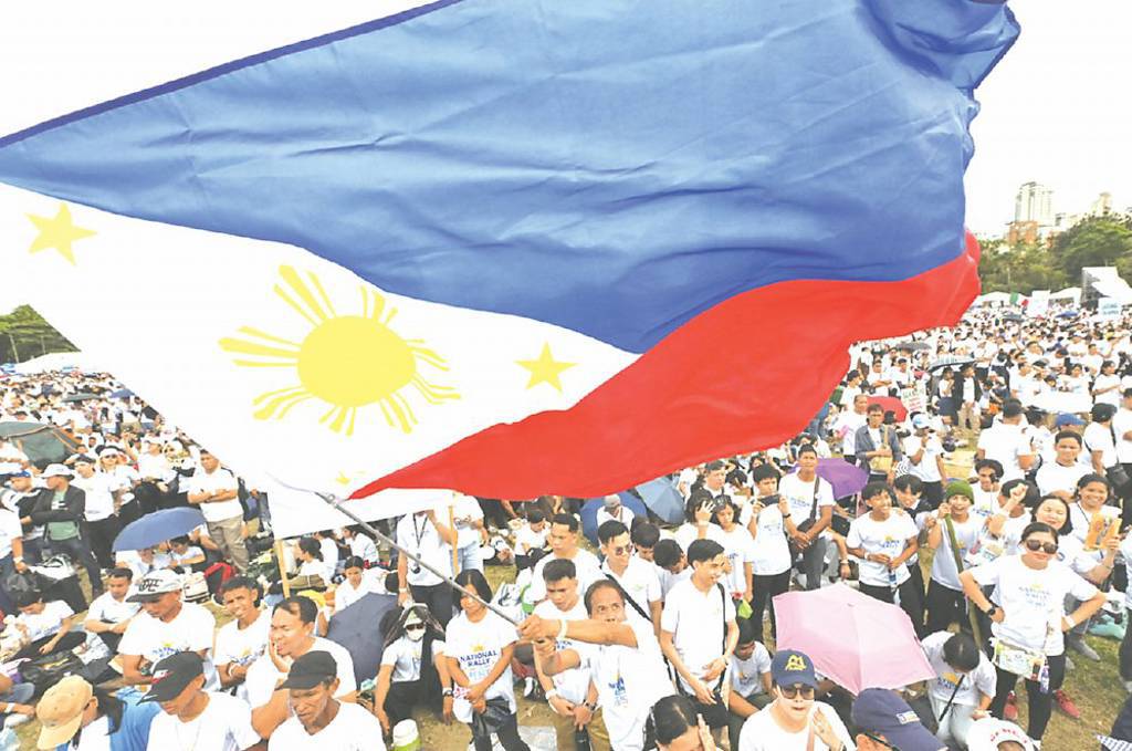 獨家》面臨上億元天價罰鍰 多家國銀高層近期率團赴「這國」 拜會當地財政機關