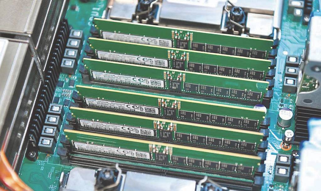 先付錢搶貨!微軟、谷歌 改寫DRAM採購規則