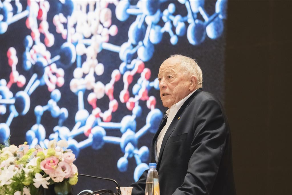 極限運動家步入實驗室 諾貝爾化學獎得主精確掌握生理關鍵