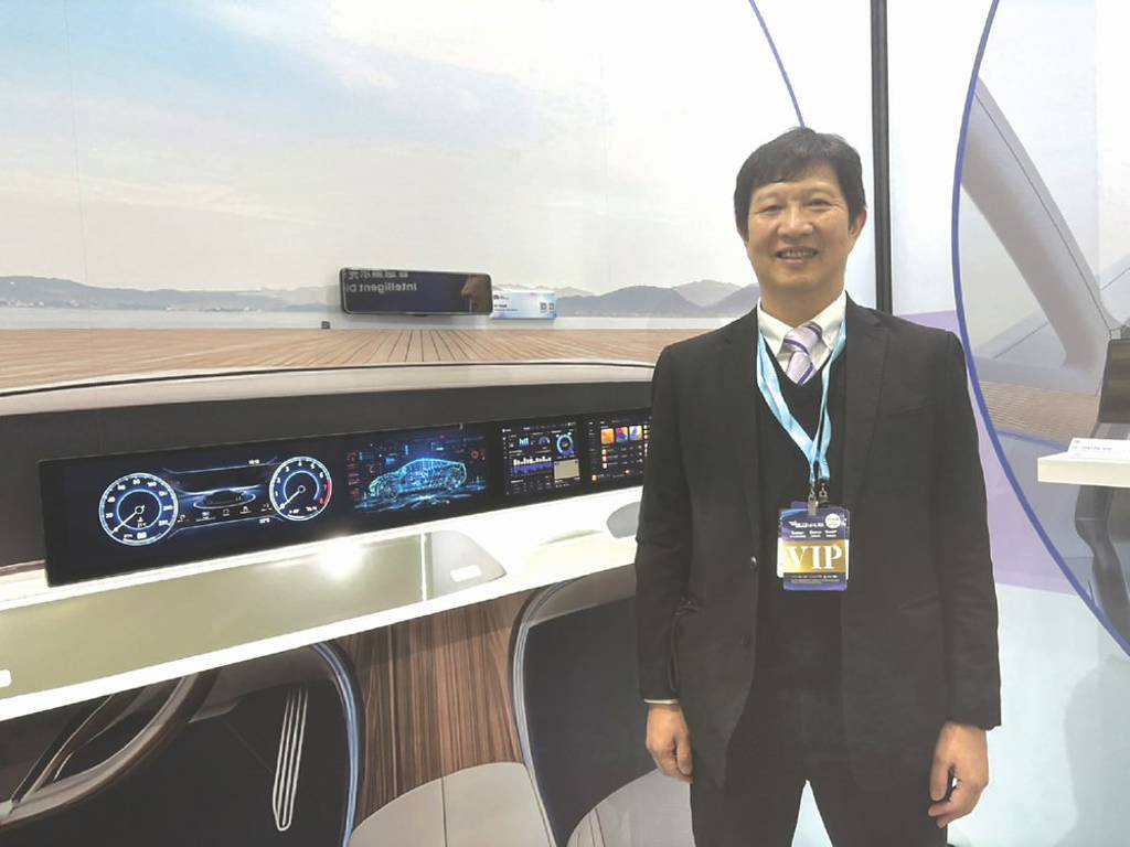 明基材進軍半導體材料 Touch Taiwan首亮相