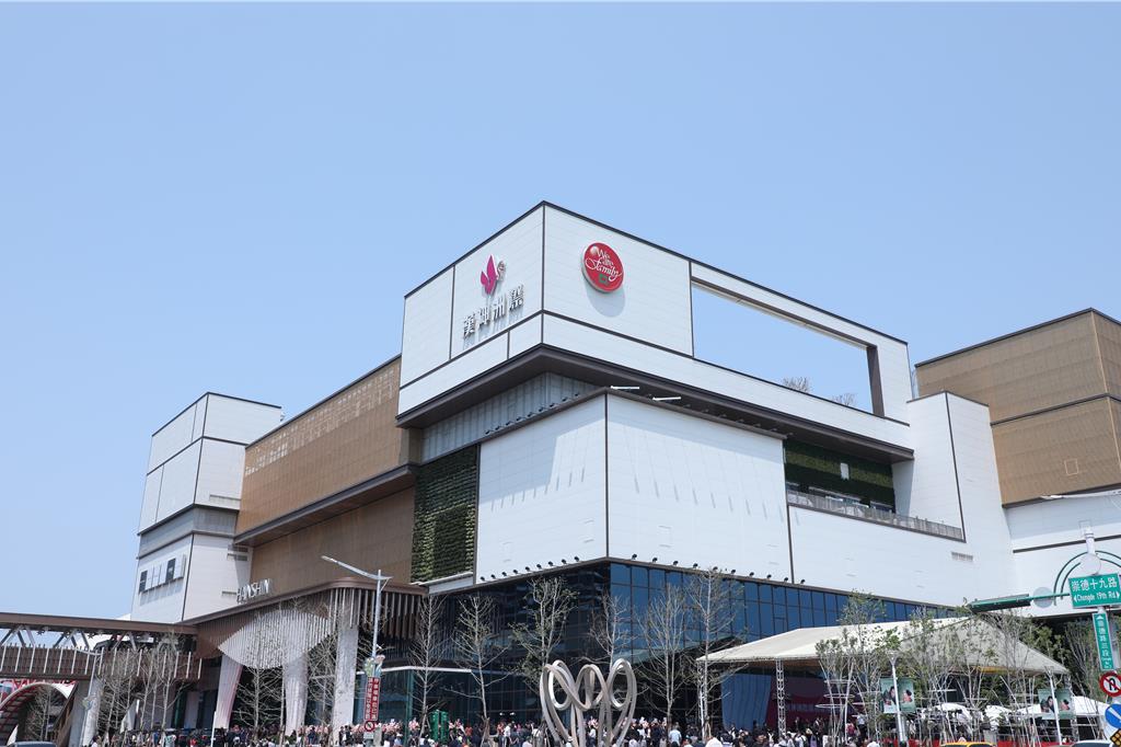 漢神洲際慶開幕!14期生活機能全面到位 領銜北台中房市掀熱潮