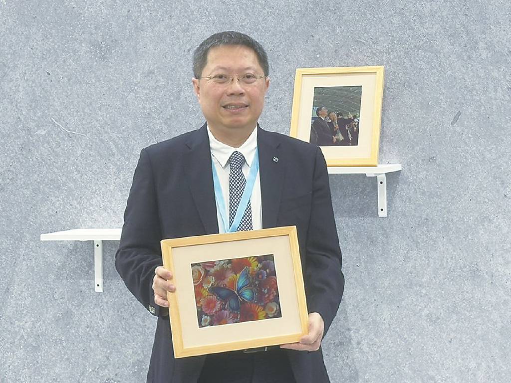 虹彩新品齊發 今年登興櫃