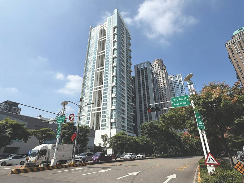 台中七期豪宅 成屋價飄香