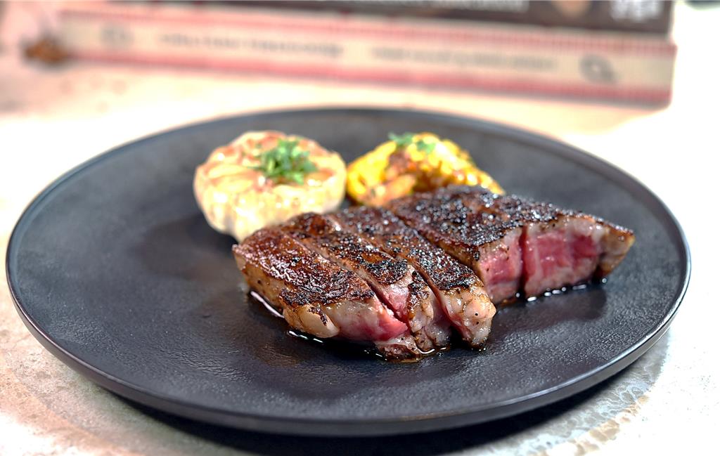台北高CP值私宅牛排館AJ Grill出新菜 肋眼牛排套餐千元有找!