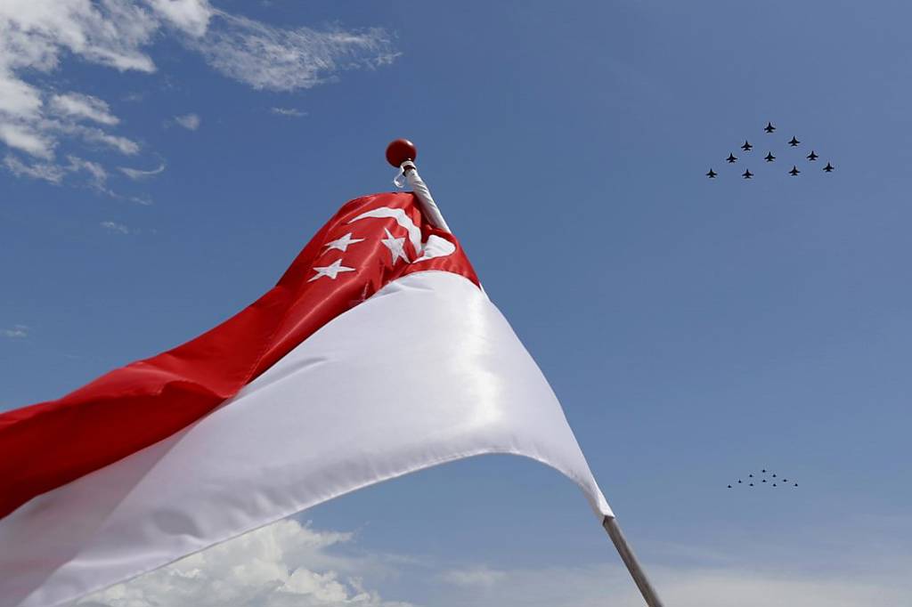 亞洲第一槍 新加坡重啟貨幣緊縮