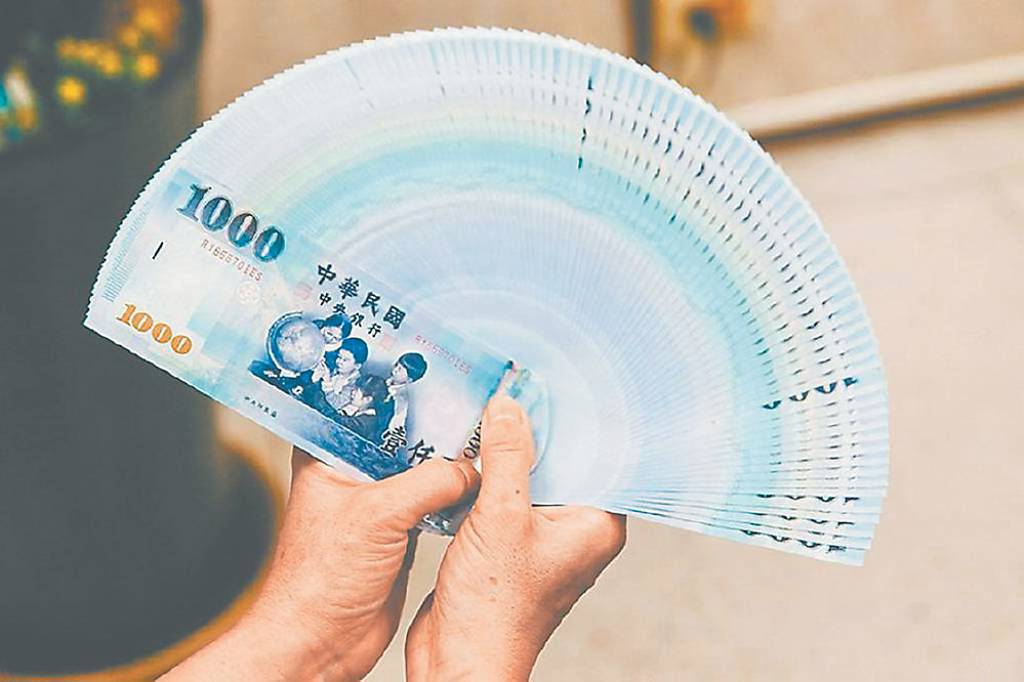 戰火衝擊 六大壽險獲利減