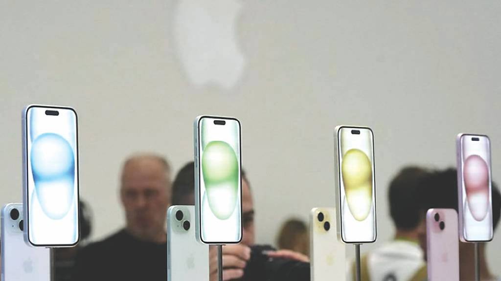 Q1智慧手機出貨 僅三星、蘋果年增