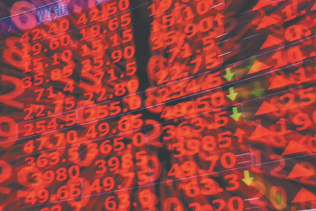 業績吸睛 創意、貿聯權證夯