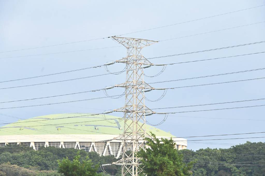 用電大戶 需建發電儲能設備