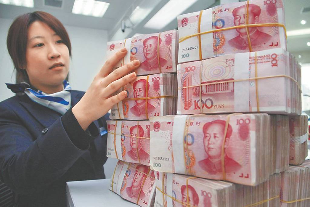 陸去年私營單位年薪 金融最賺
