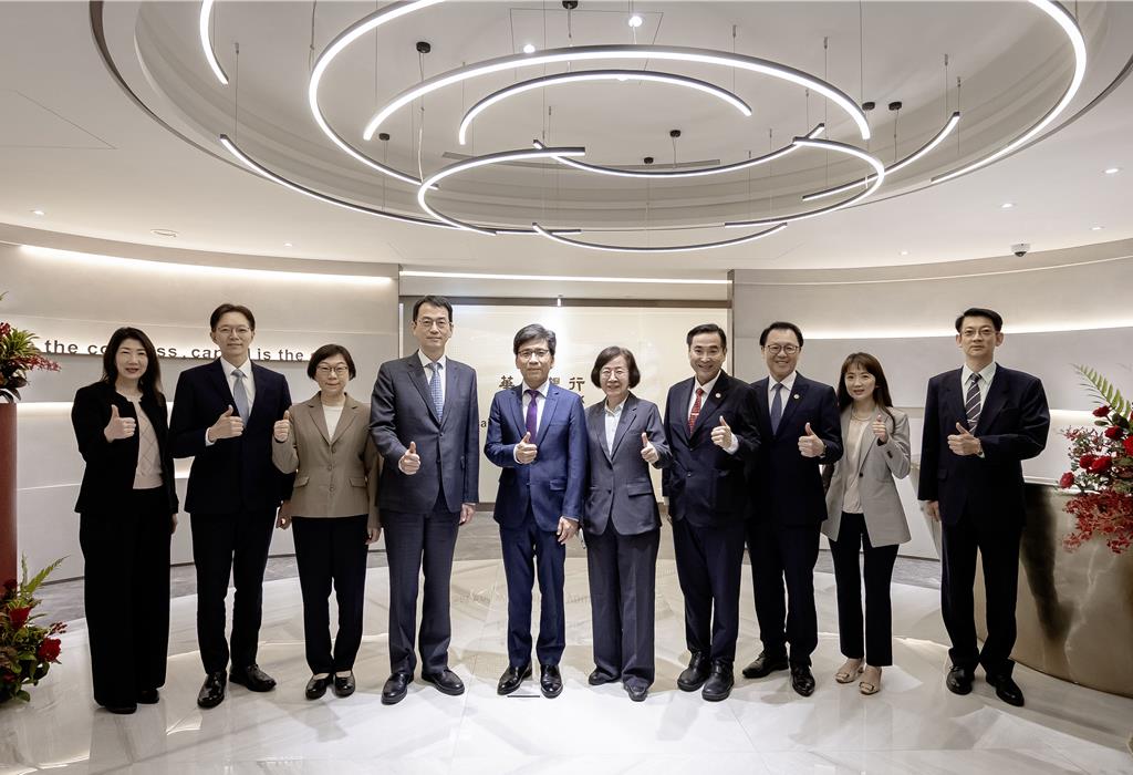 華南銀高資產客戶數逼近3,000戶 CFP持證人數蟬聯公股第一