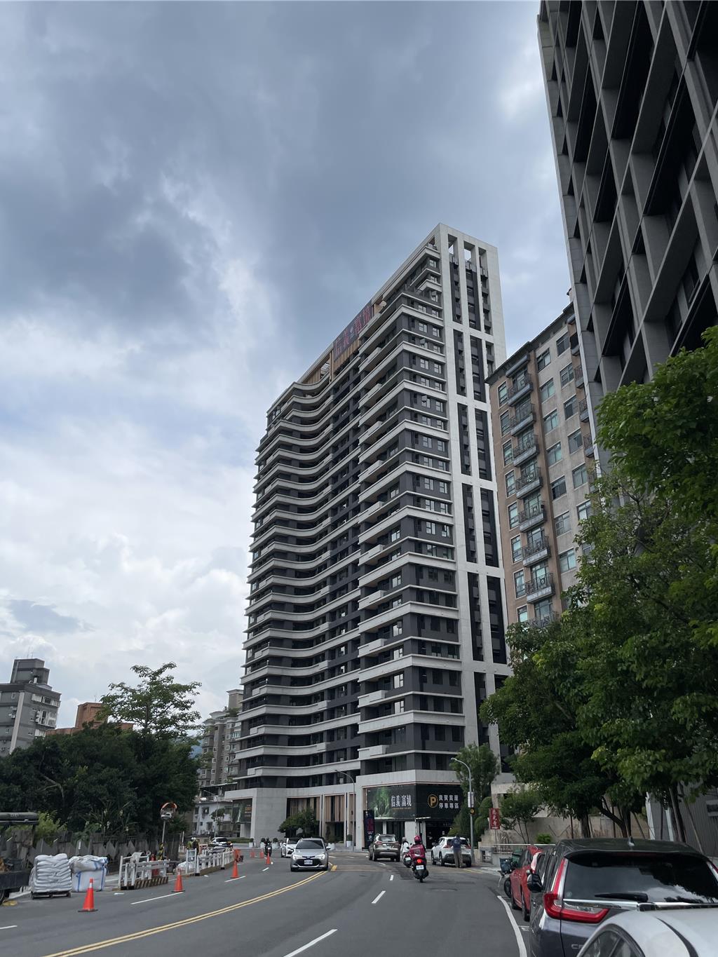 潤隆大手筆打造療癒系輕奢宅「信義富境」 百億大案每坪成交衝上120萬