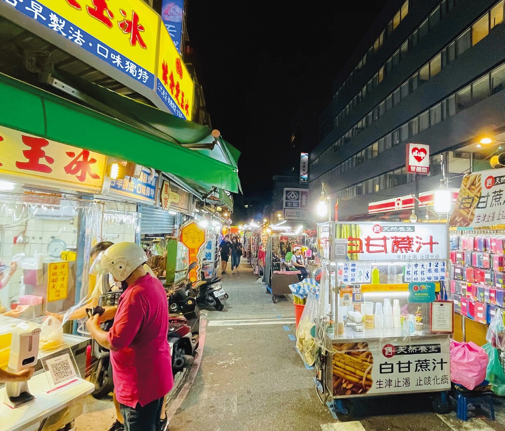 【上癮萬華】從夜市口到華西街,走進最真實的夜生活