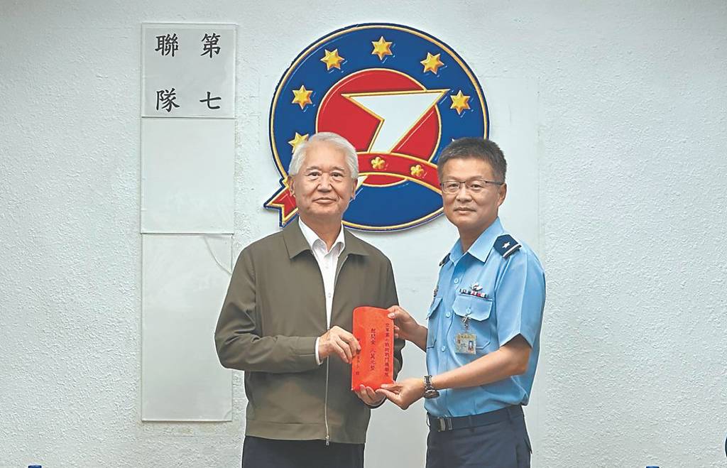 新壽 台東敬軍、屏東送暖