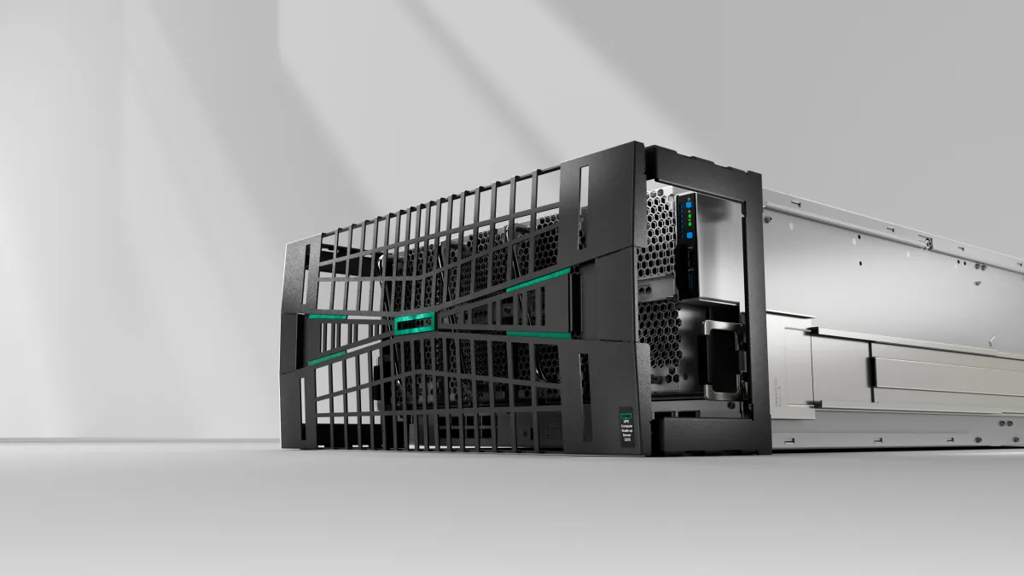 HPE推出業界首款64TB記憶體伺服器
