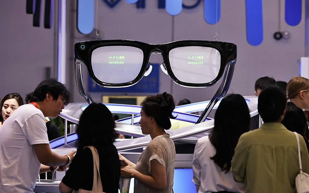 補貼、採購熱 陸AI眼鏡暢銷